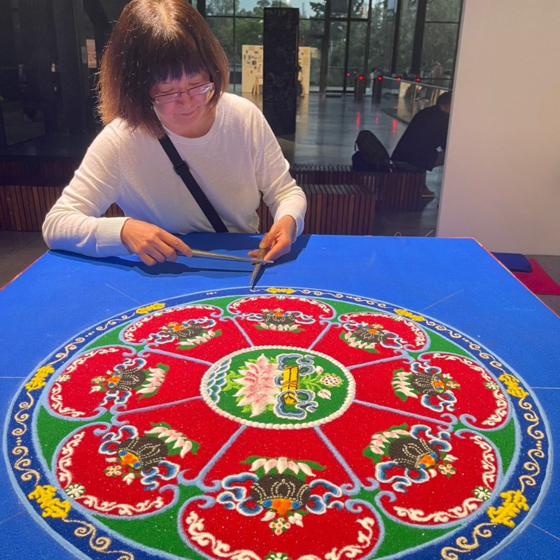 Prática da Mandala de Areia