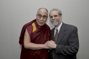 Sua Santidade o Dalai Lama com Daniel Goleman